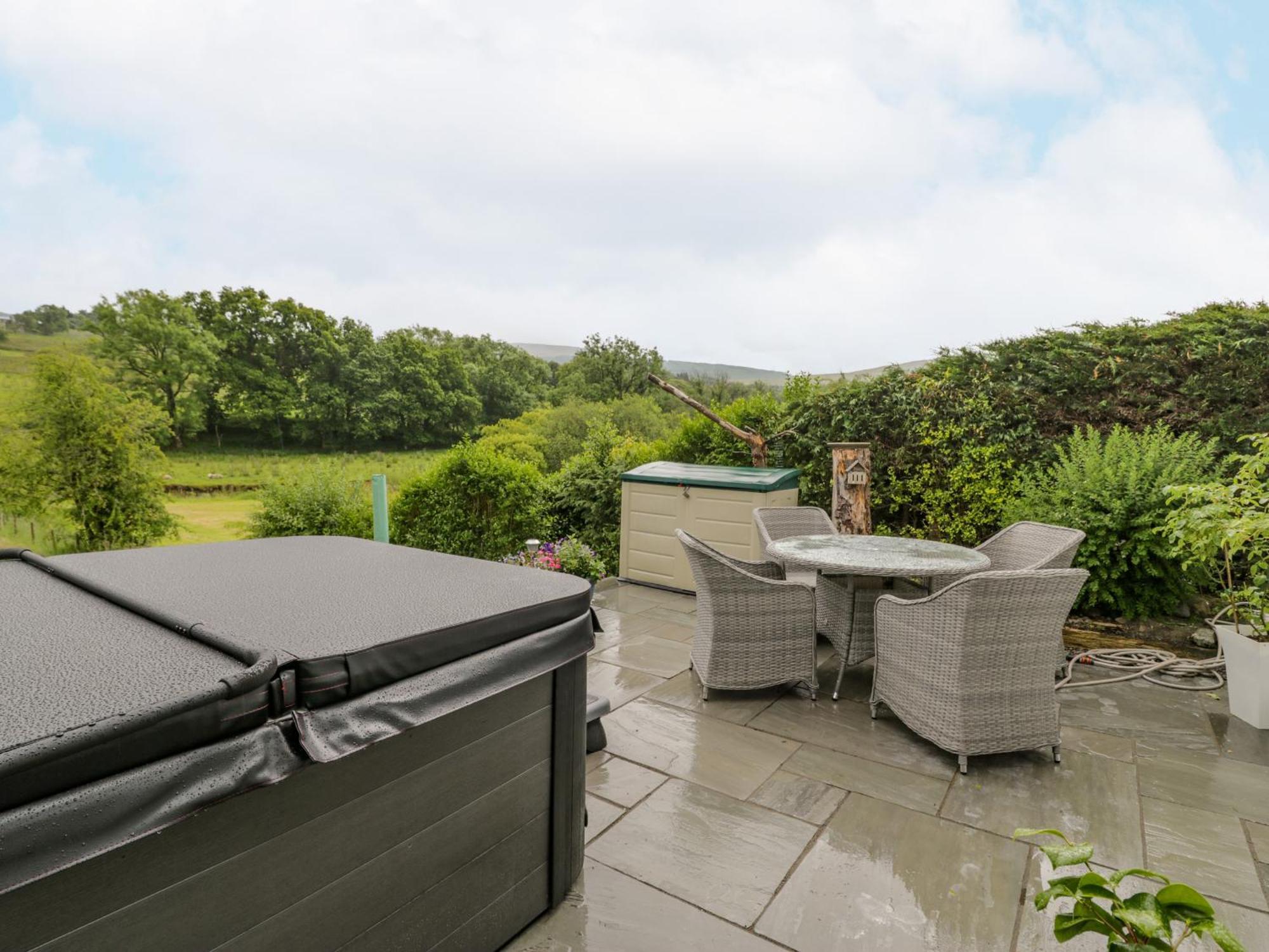 Villa White Roses Retreat Betws-y-Coed Exterior foto