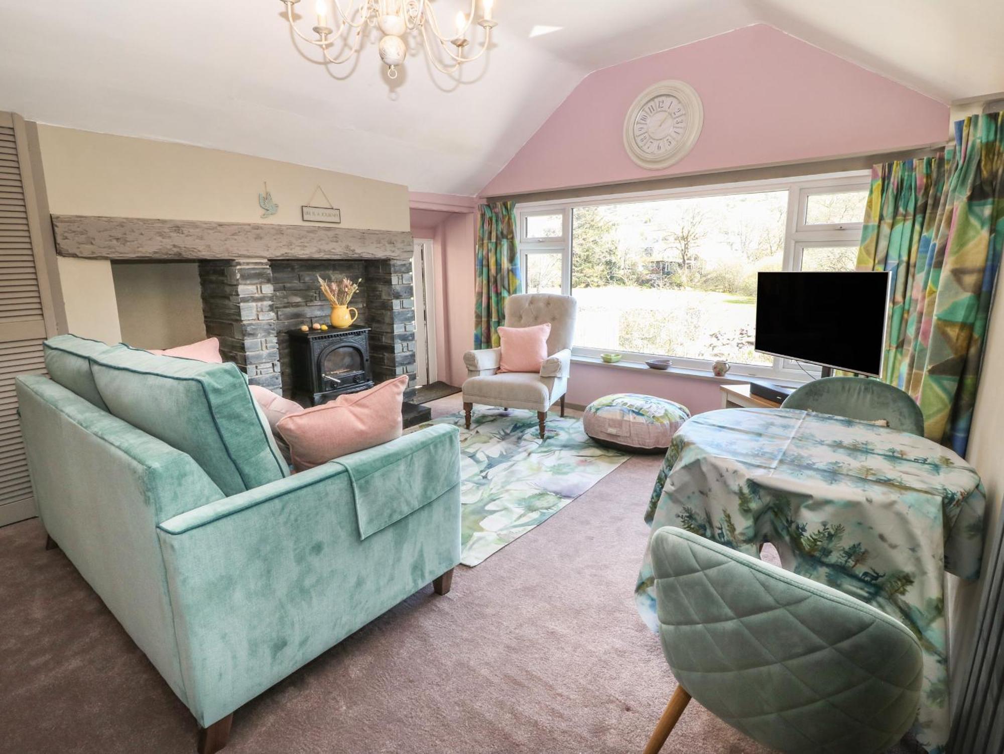 Villa White Roses Retreat Betws-y-Coed Exterior foto